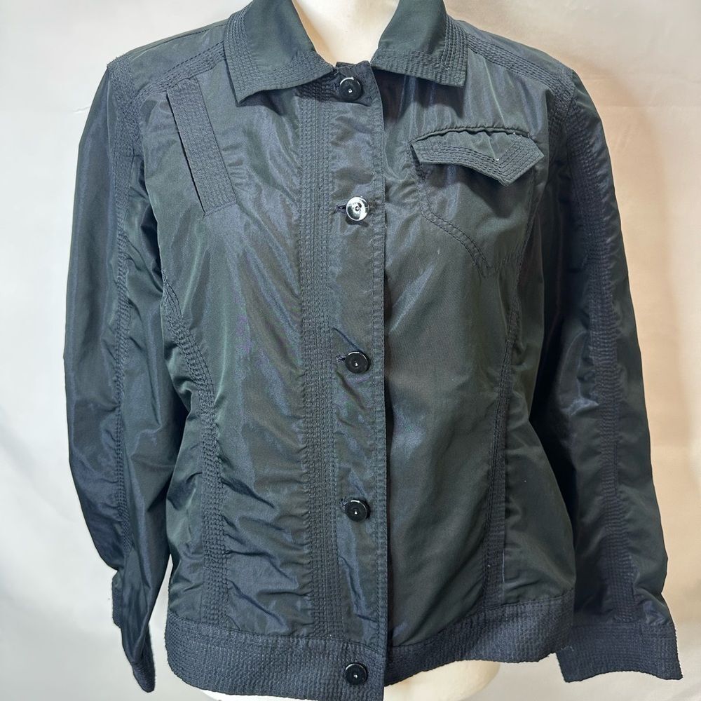 Chico's Black Cropped Bomber Utility Jacket Size 2 - Picture 2 of 11